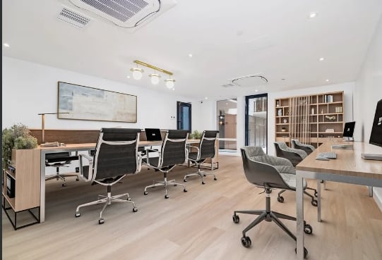 Queens – Nutmeg and Nutmeg flooring by terra legno